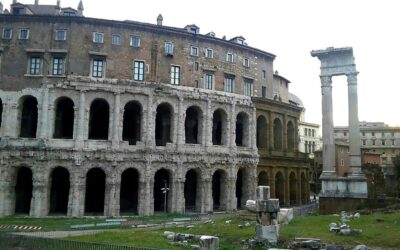 History becomes alive in the area that spreads from Forum Boarium to the Ghetto